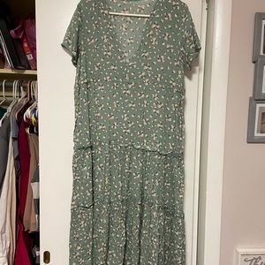 Short sleeve maxi dress, unworn, size large